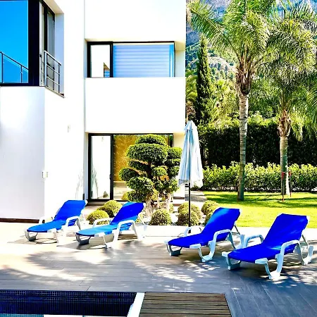 Pensión Grandes De Lujo En Casa Con Piscina En Javea *